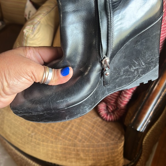 Loui Vuitton boots authentic - Picture 6 of 12